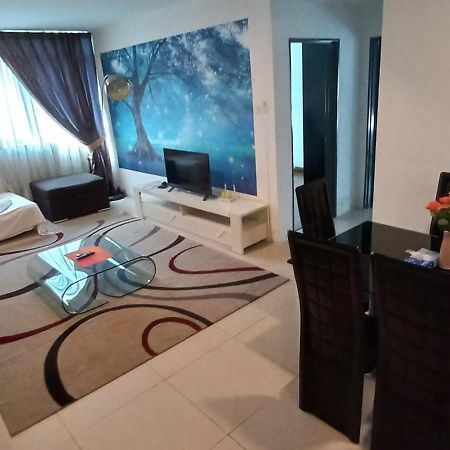 One Maxim Residence At Taragon Kuala Lumpur Exteriör bild