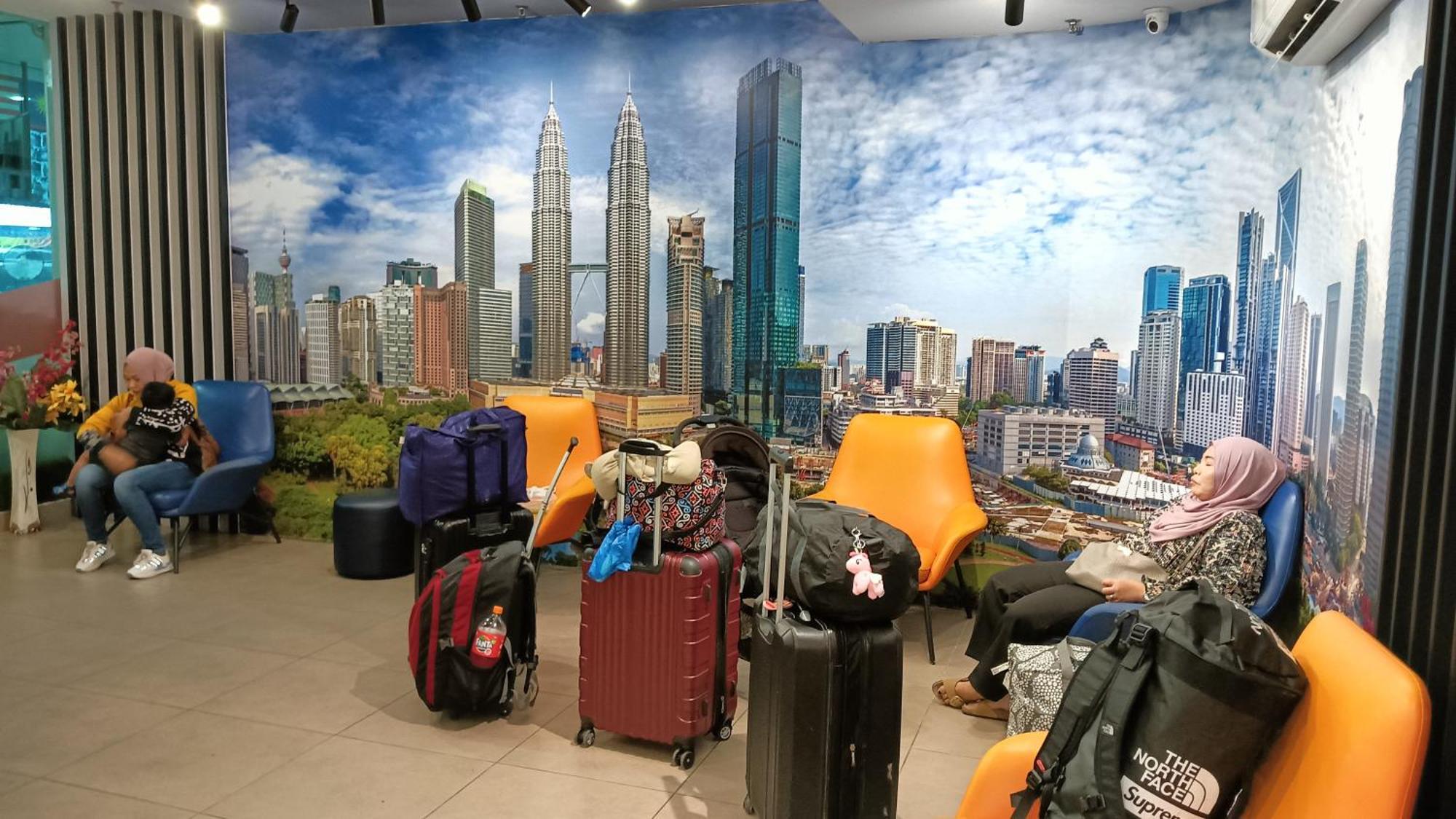 One Maxim Residence At Taragon Kuala Lumpur Exteriör bild