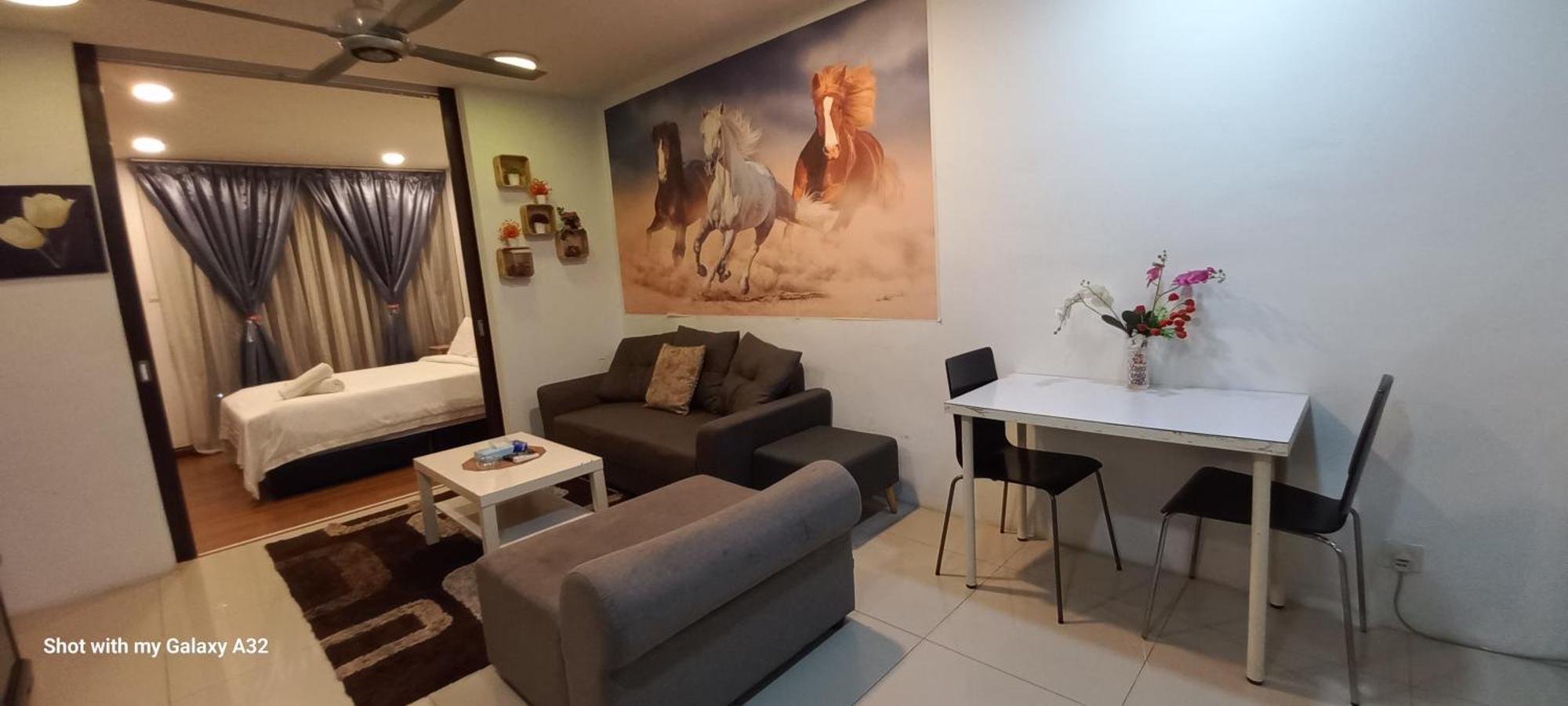 One Maxim Residence At Taragon Kuala Lumpur Exteriör bild