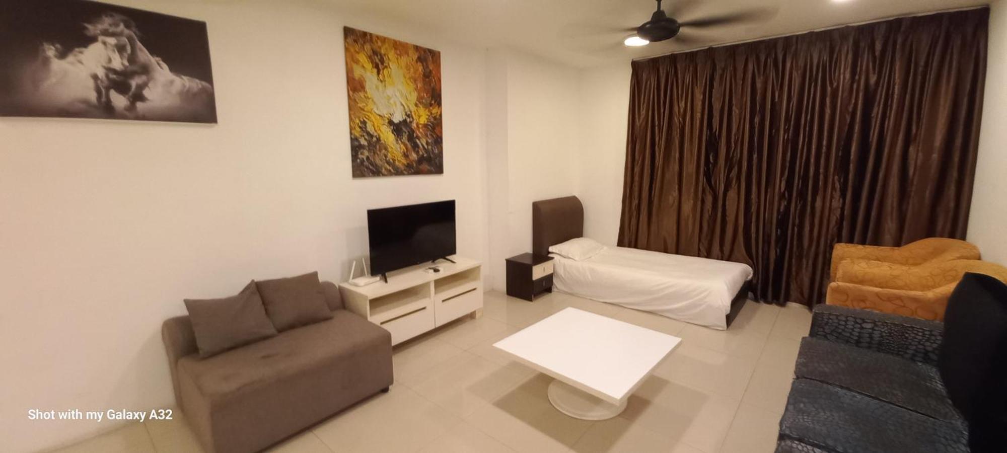 One Maxim Residence At Taragon Kuala Lumpur Exteriör bild