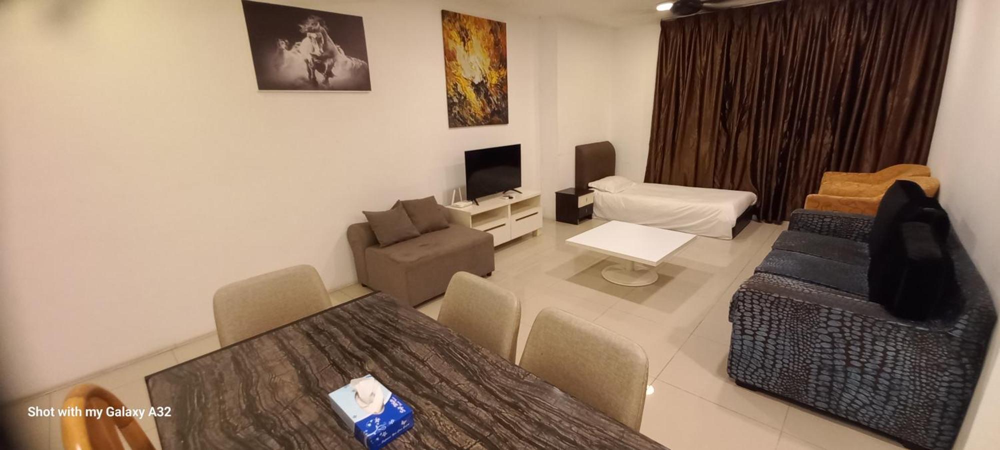 One Maxim Residence At Taragon Kuala Lumpur Exteriör bild