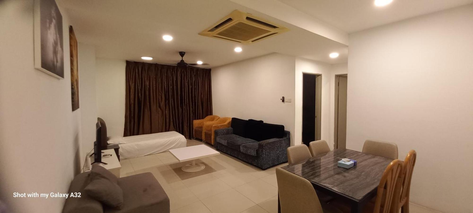 One Maxim Residence At Taragon Kuala Lumpur Exteriör bild
