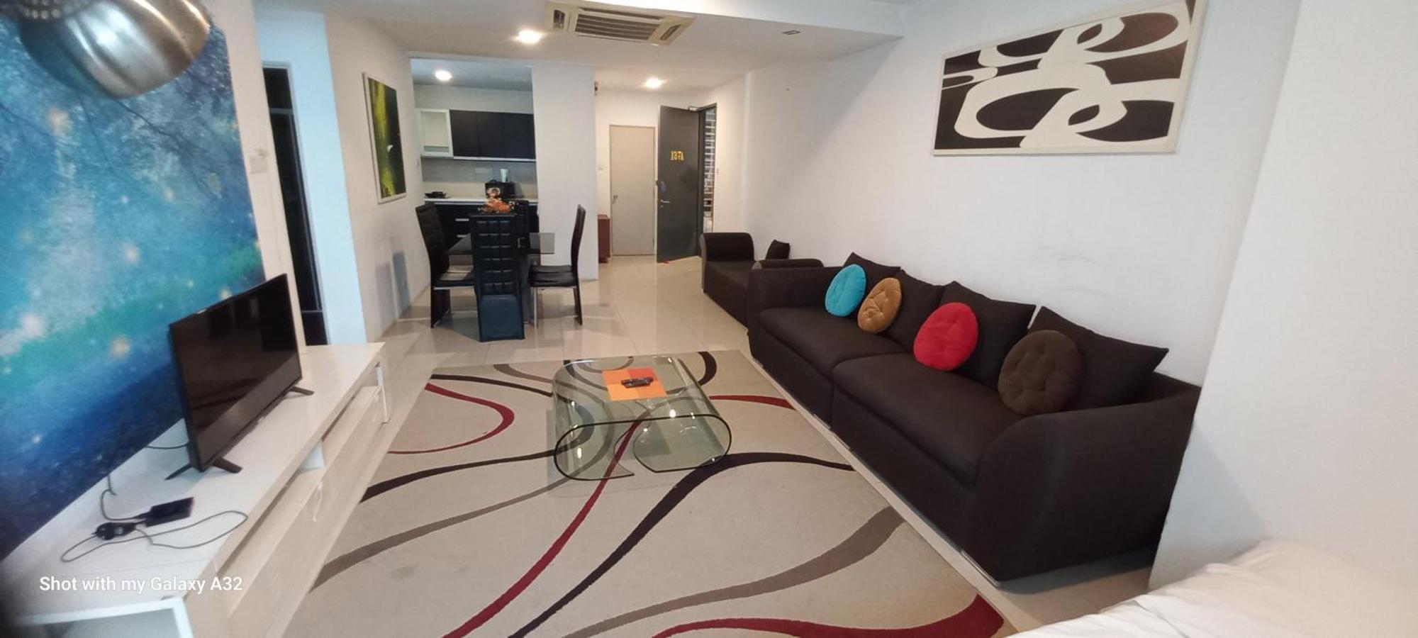 One Maxim Residence At Taragon Kuala Lumpur Exteriör bild