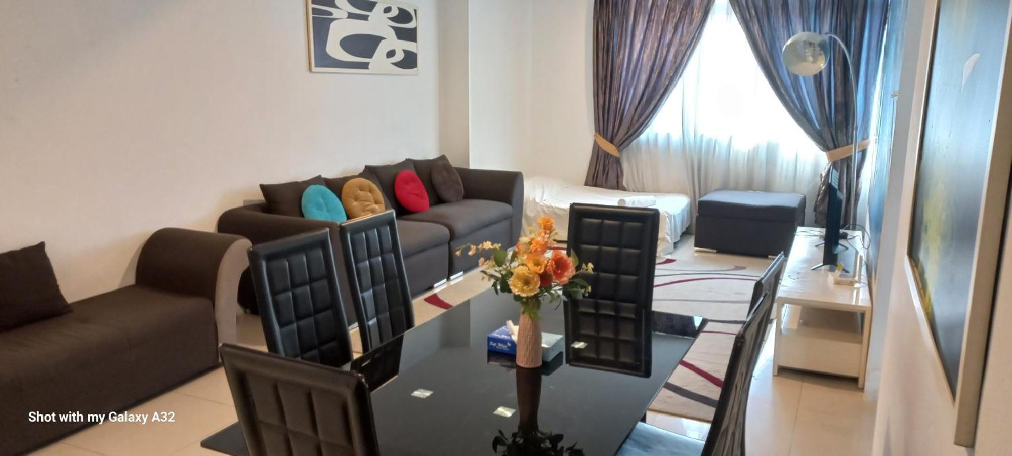 One Maxim Residence At Taragon Kuala Lumpur Exteriör bild